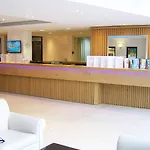 Elmi & 4* הרסוניסוס