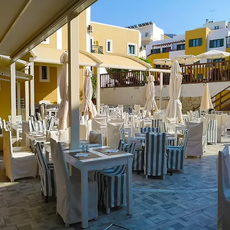 Hotel Elmi & 4*