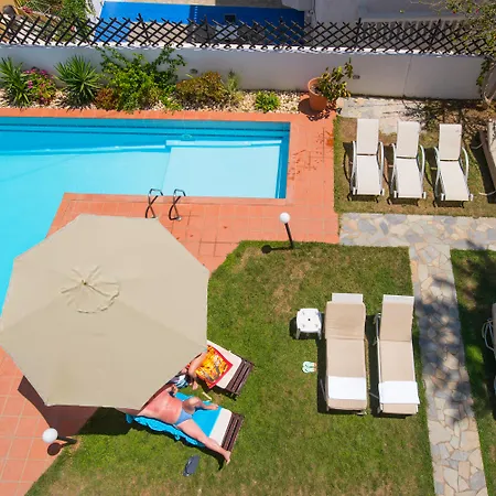 Elmi & Otel