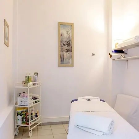 Hotel Elmi &