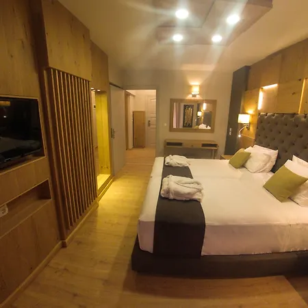 Elmi & Otel Hersonissos (Crete)