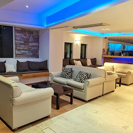 Elmi & Hotel 4*