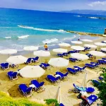 Hotel Elmi & 4*