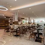 Elmi & Hotel