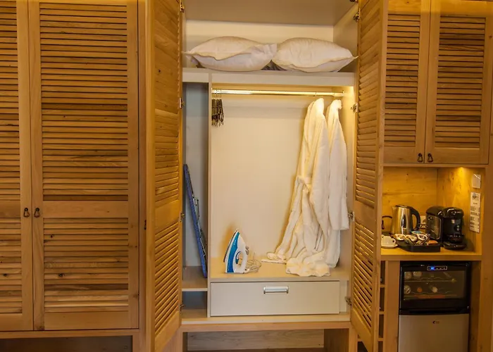 Elmi & 4* Hersonissos (Crete)